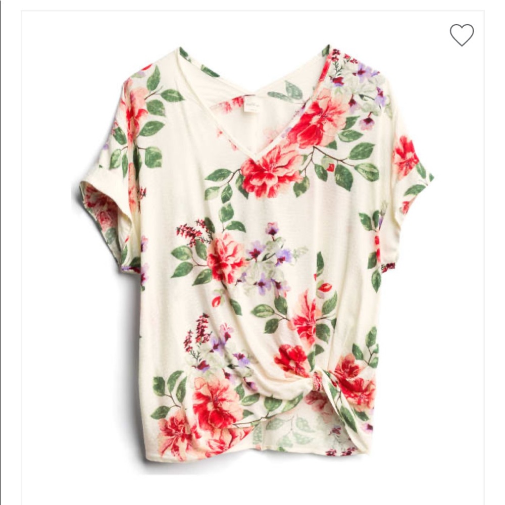 Kaileigh Rossana Knot Detail Top